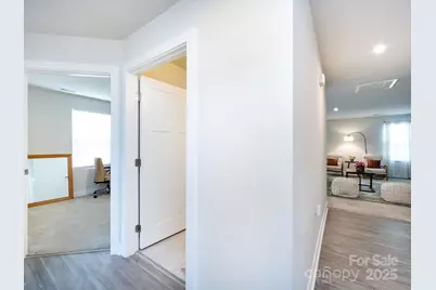 4231 Mackinnon Drive, Charlotte, NC 28214 - Photo 7