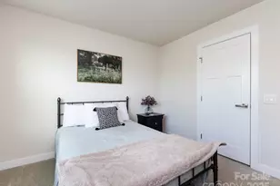 4231 Mackinnon Dr, Charlotte, NC 28214 - Photo 27