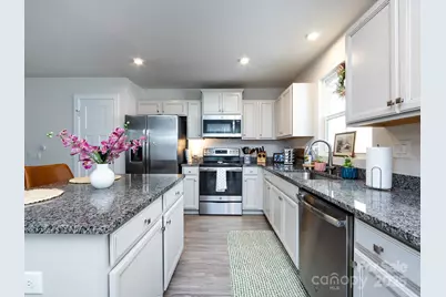 4231 Mackinnon Drive, Charlotte, NC 28214 - Photo 15