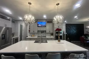 900 Houston Heights Rd, Charlotte, NC 28262 - Photo 7