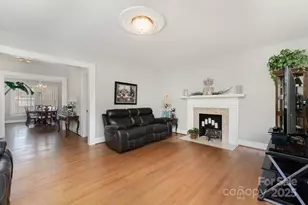 761 N Center St, Statesville, NC 28677 - Photo 9