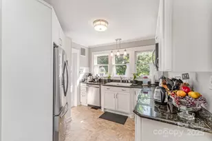 761 N Center St, Statesville, NC 28677 - Photo 15