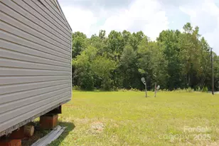 1316 Hopper Rd, Rutherfordton, NC 28139 - Photo 7