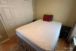 122 Maple St, New London, NC 28127 - Photo 15