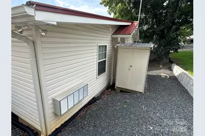 122 Maple Street, New London, NC 28127 - Photo 33