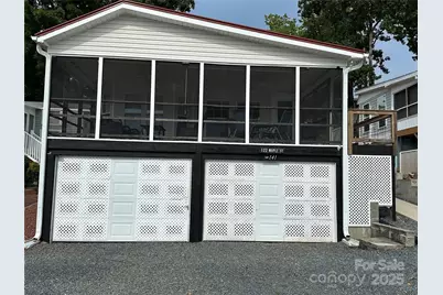 122 Maple Street, New London, NC 28127 - Photo 1