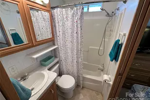 122 Maple St, New London, NC 28127 - Photo 17