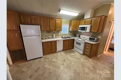 122 Maple Street, New London, NC 28127 - Photo 9