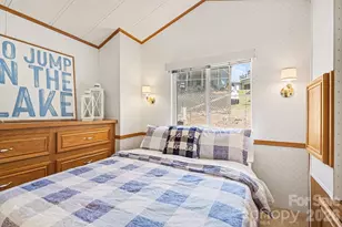 122 Maple St, New London, NC 28127 - Photo 9