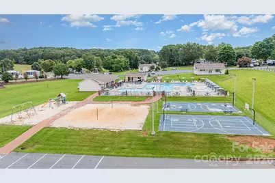 122 Maple Street, New London, NC 28127 - Photo 23