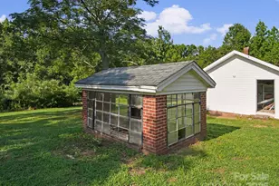 40806 Southbound Rd, Albemarle, NC 28001 - Photo 31