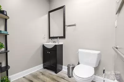 8037 Corporate Center Drive, Charlotte, NC 28226 - Photo 9