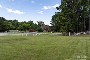 11215 Idlewild Rd, Matthews, NC 28105 - Photo 39