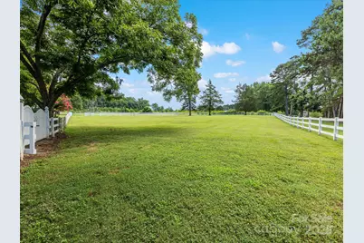 11215 Idlewild Road, Matthews, NC 28105 - Photo 43
