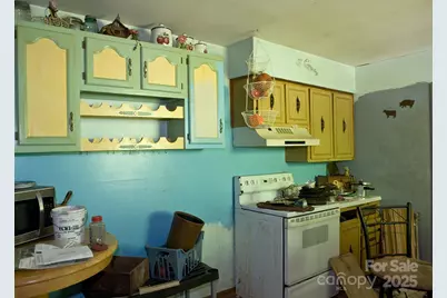 153 Moonshine Mountain Road, Burnsville, NC 28714 - Photo 11