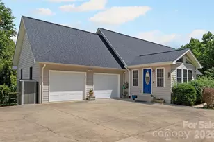 15 Willow Knolls Dr, Weaverville, NC 28787 - Photo 1