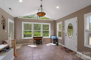 15 Willow Knolls Dr, Weaverville, NC 28787 - Photo 9