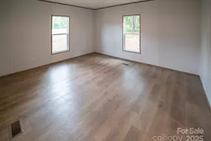 1909 Parkwood Dr, Lenoir, NC 28645 - Photo 9