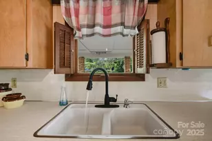 3321 Holly Hill Cir, Valdese, NC 28690 - Photo 11