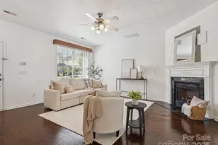 927 Copperstone Ln, Fort Mill, SC 29708 - Photo 5