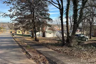 171 N Mitchell St, Rutherfordton, NC 28139 - Photo 7