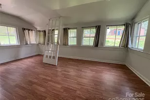 171 N Mitchell St, Rutherfordton, NC 28139 - Photo 17