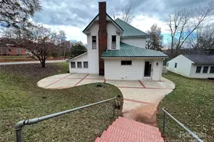 171 N Mitchell St, Rutherfordton, NC 28139 - Photo 7