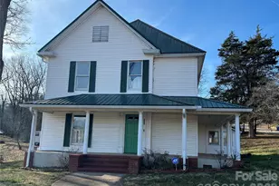 171 N Mitchell St, Rutherfordton, NC 28139 - Photo 1