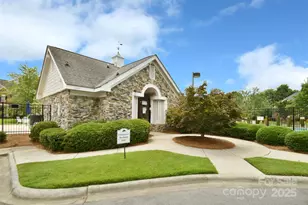 1310 Bershire Ln, Charlotte, NC 28262 - Photo 45