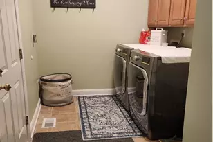 2678 Landing Pointe Dr, Clover, SC 29710 - Photo 5