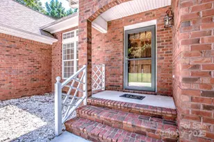 135 Woodstork Cove Dr, Mooresville, NC 28117 - Photo 3