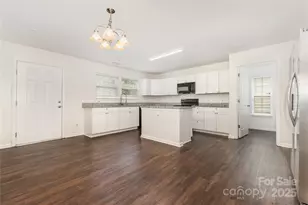 9508 Weston Woods Ln, Charlotte, NC 28216 - Photo 9