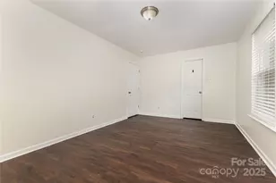 9508 Weston Woods Ln, Charlotte, NC 28216 - Photo 27