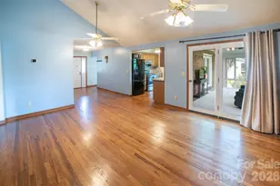 1633 Jamestown Rd, Morganton, NC 28655 - Photo 7
