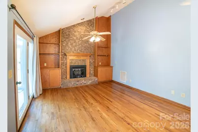 1633 Jamestown Road, Morganton, NC 28655 - Photo 5