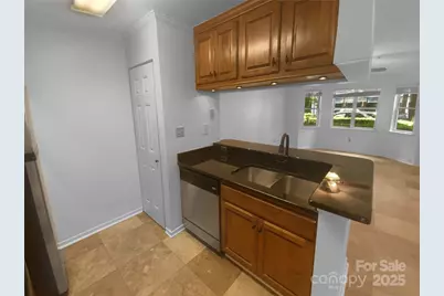 2210 Sumner Green Avenue #H, Charlotte, NC 28203 - Photo 15