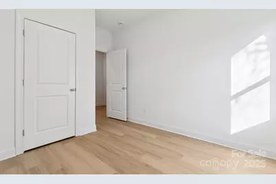 5403 Toano Road, Charlotte, NC 28215 - Photo 9