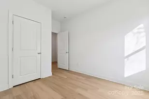 5403 Toano Rd, Charlotte, NC 28215 - Photo 9