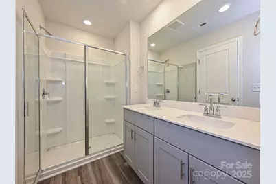 4139 Summit Woods Drive, Charlotte, NC 28216 - Photo 5