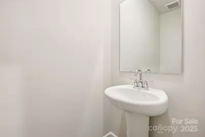 1429 Wildflower Street, Newton, NC 28658 - Photo 5