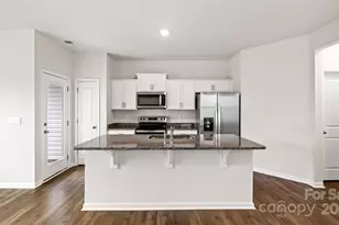 5 Caroline Vly Ln, Hendersonville, NC 28792 - Photo 9