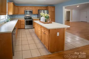 5692 Marblestone Dr, Granite Falls, NC 28630 - Photo 17