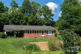 40 Double Island Rd, Burnsville, NC 28714 - Photo 3