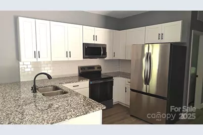308 N Boyce Street, Gastonia, NC 28052 - Photo 9