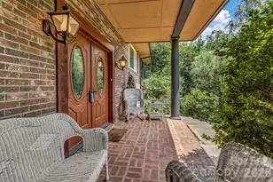 31 Mark Twain Rd, Asheville, NC 28805 - Photo 7