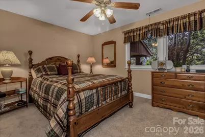 31 Mark Twain Road, Asheville, NC 28805 - Photo 29