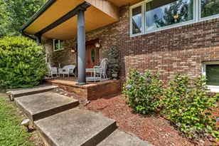 31 Mark Twain Rd, Asheville, NC 28805 - Photo 3