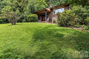 31 Mark Twain Rd, Asheville, NC 28805 - Photo 3