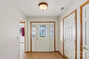 110 Pinellas Ln, Waynesville, NC 28785 - Photo 5