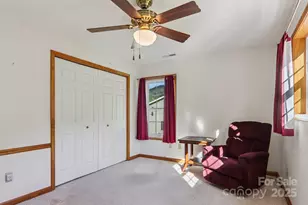 110 Pinellas Ln, Waynesville, NC 28785 - Photo 23